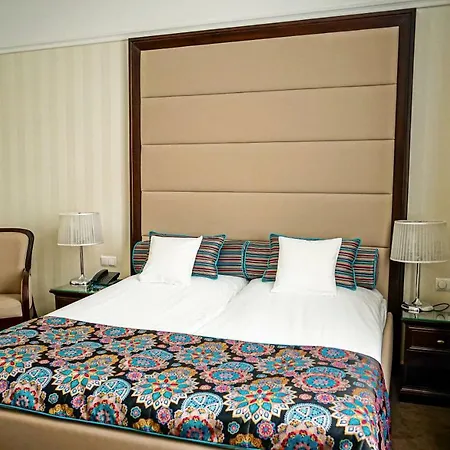 Hotel President