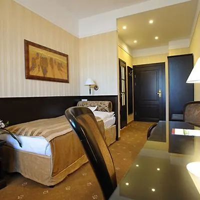 President Hotel 4*